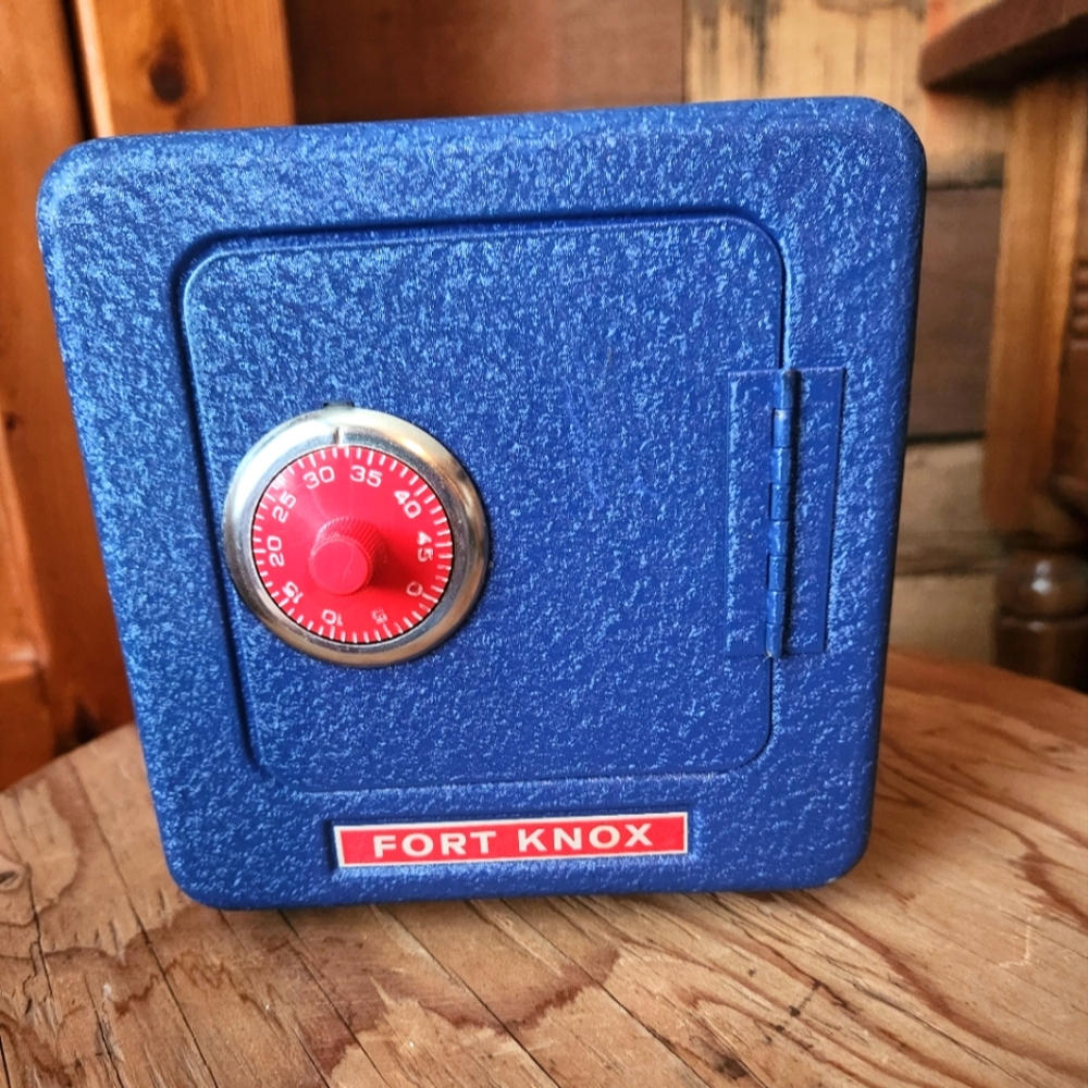 FORT KNOX METAL COIN BANK WITH COMBO LOCK